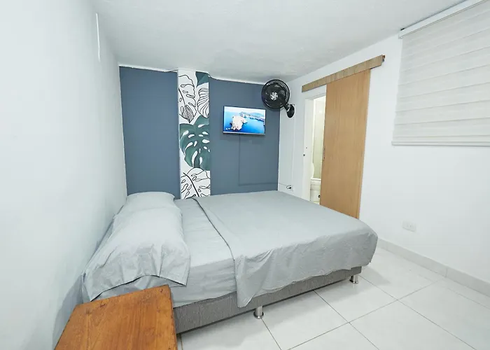 Casa Host 72