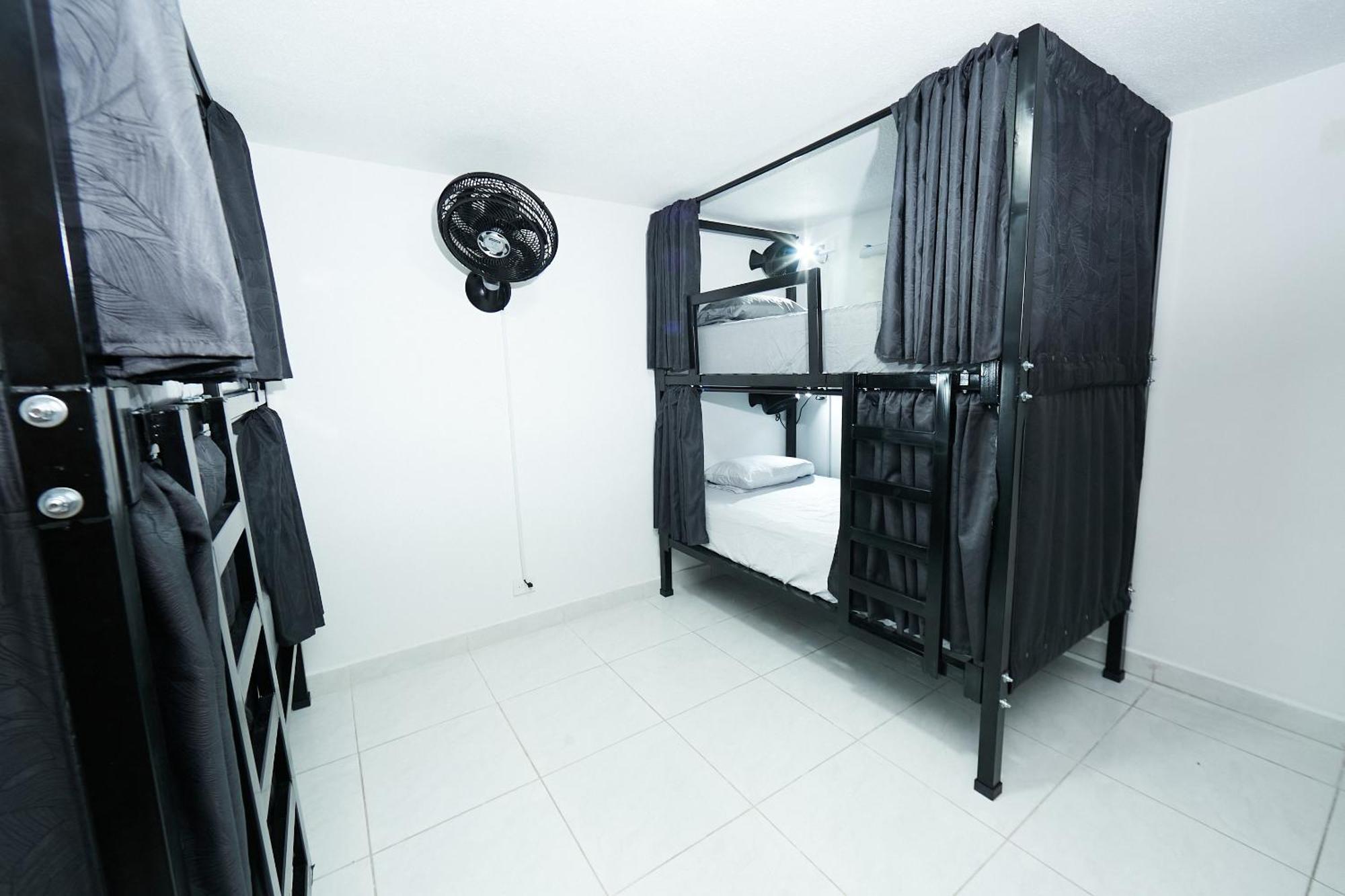 Guest house Casa Host 72